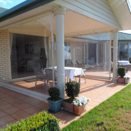 Country House B&B Waimate North ภายนอก รูปภาพ