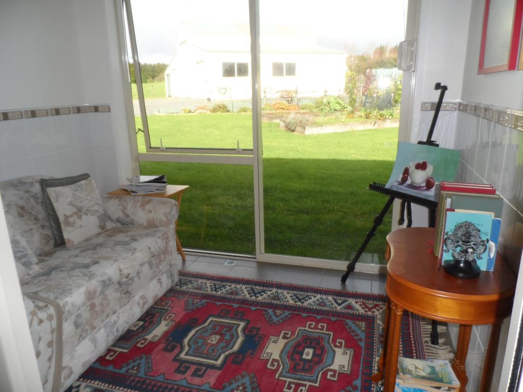 Country House B&B Waimate North ภายนอก รูปภาพ